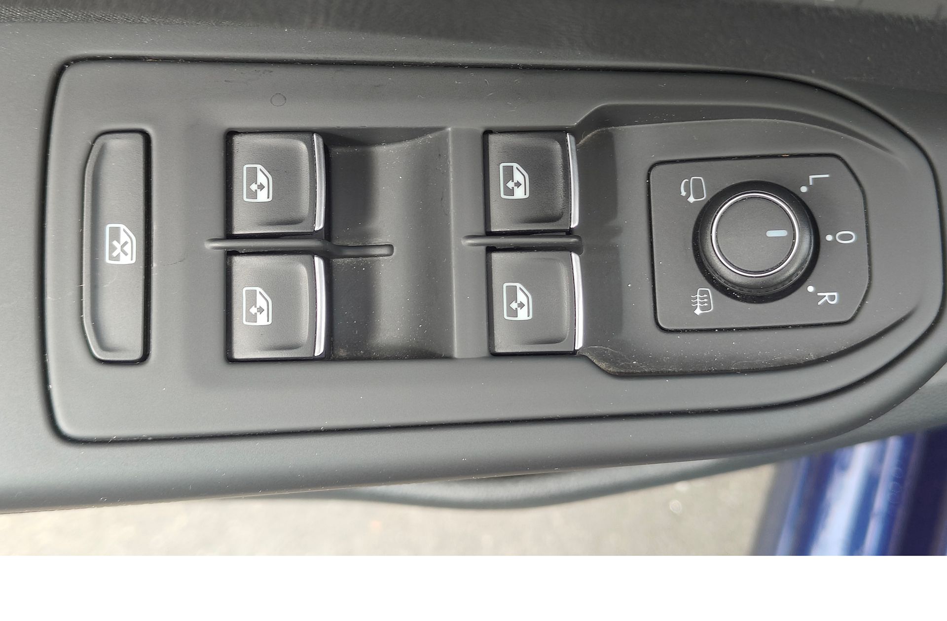 Volkswagen Golf Variant Life 2.0 TDI DSG - foto 36