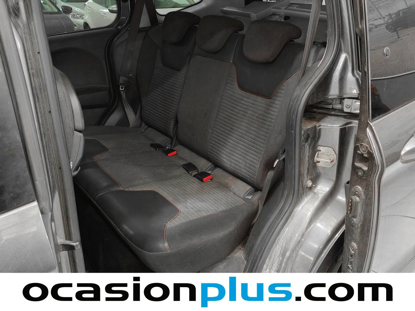Foto asientos traseros Ford Tourneo Courier Ford Tourneo Courier 1.0 EcoBoost Sport (100 CV)
