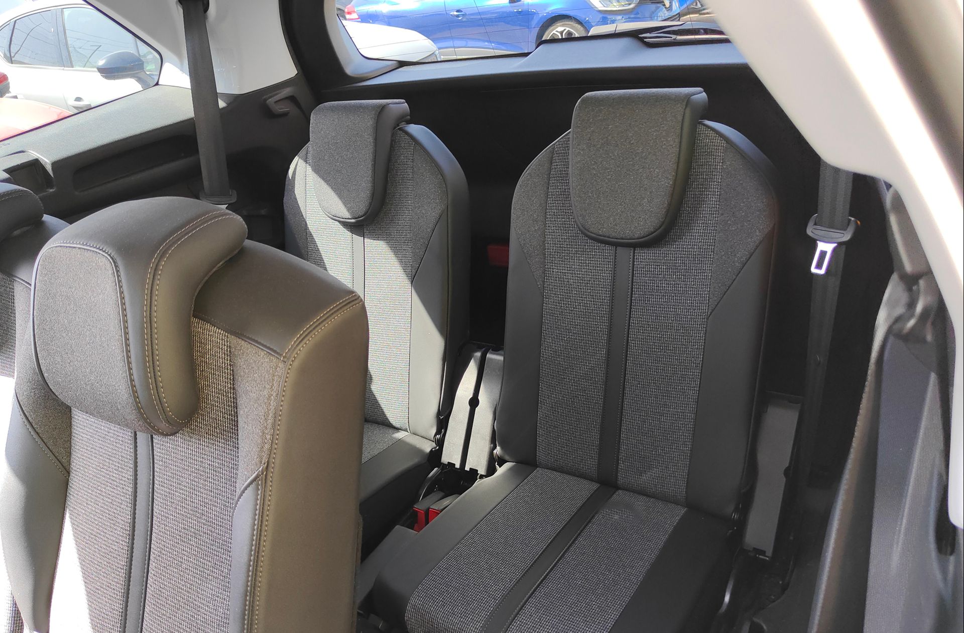 Peugeot 5008 PureTech 130 Allure 7 plazas - foto 13