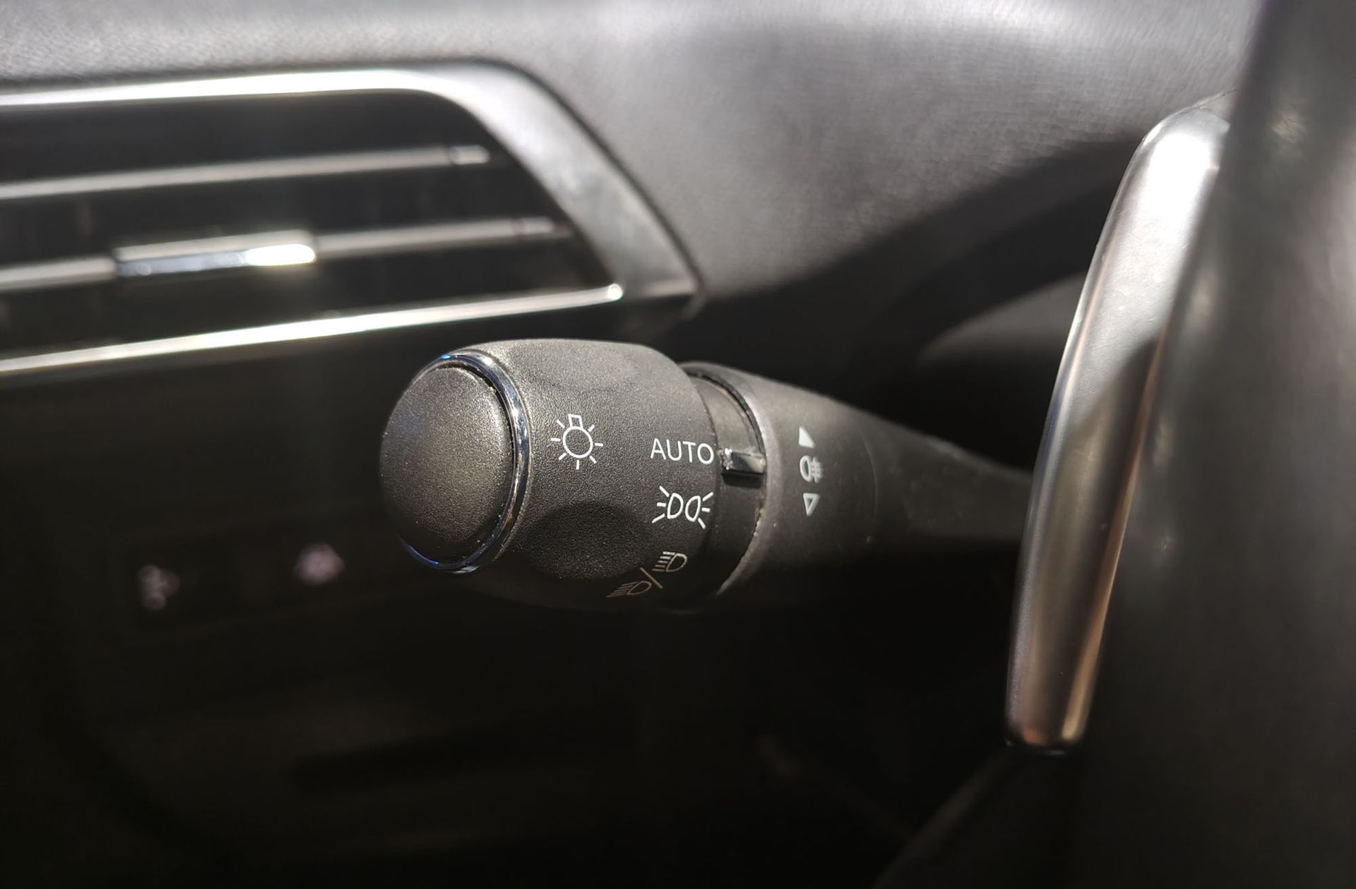 Peugeot 5008 PureTech 130 Allure Pack EAT8 7 plazas - foto 27