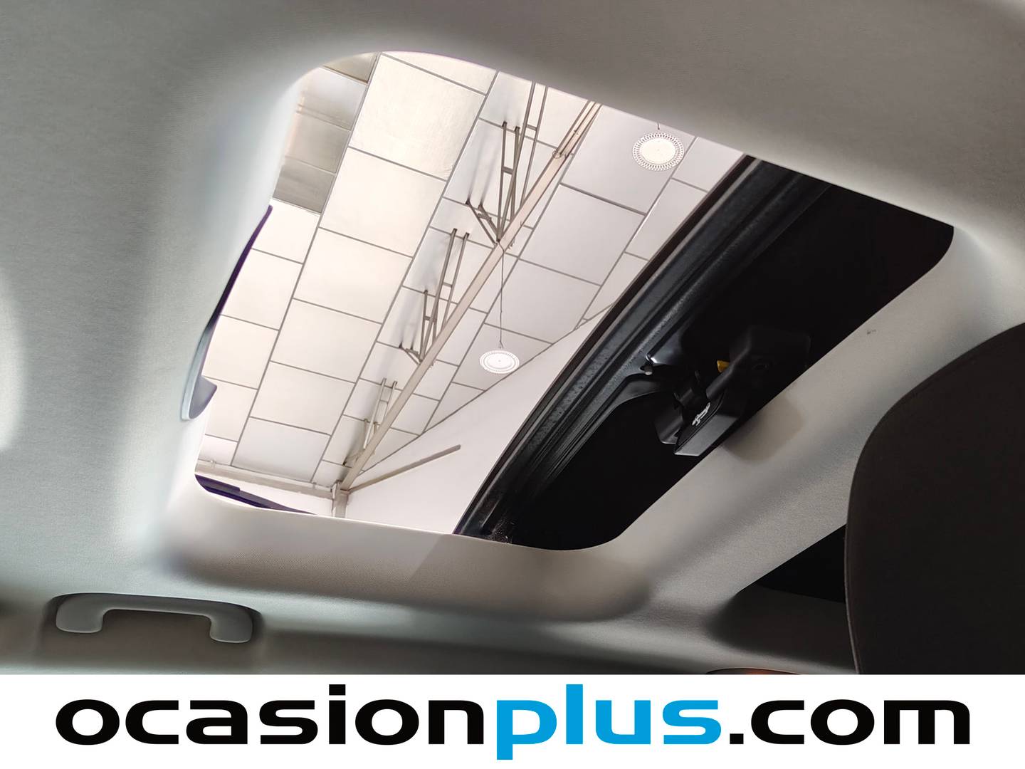 Equipamiento del Jeep Renegade Jeep Renegade 2.0 Multijet Limited Auto 4x4 AD Low (140 CV)