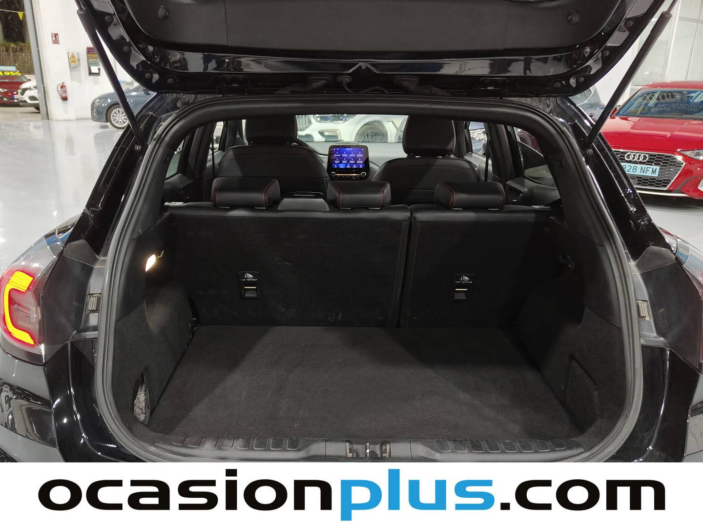 Foto Ford Puma Ford Puma 1.0 EcoBoost MHEV ST-Line X Auto  (125 CV)