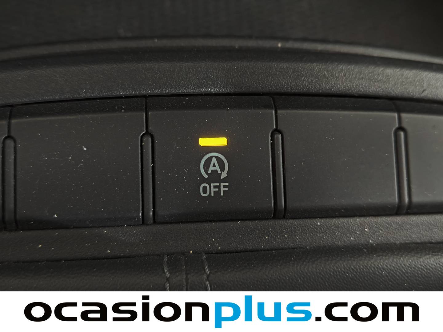 Equipamiento del Hyundai i10 Hyundai i10 1.0 Essence (67 CV)