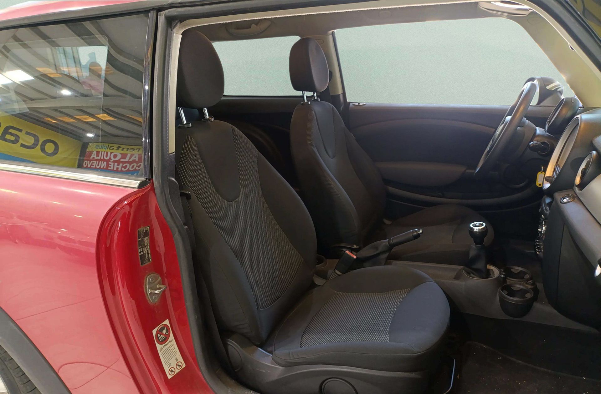 MINI Cooper One - foto 13