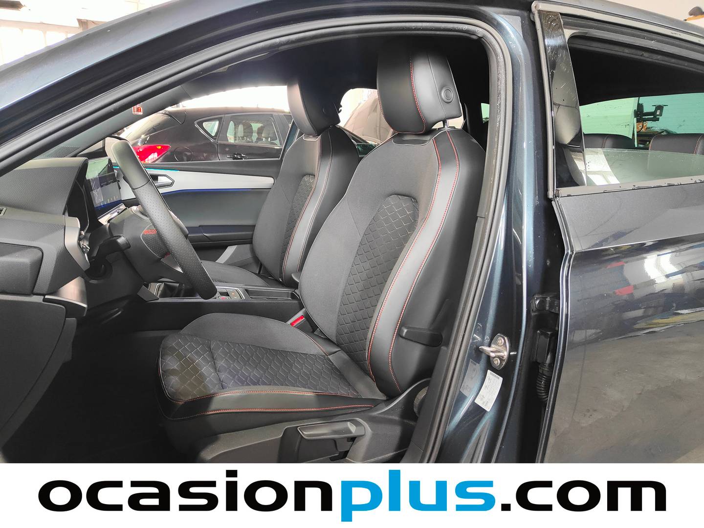 Foto asientos delanteros Seat León Seat León 1.5 TSI S&S FR Go L  (150 CV)