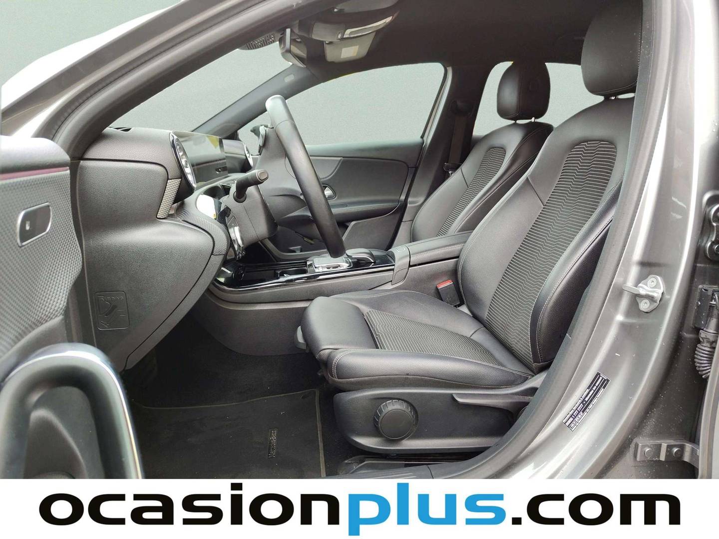 Foto asientos delanteros Mercedes Clase A Mercedes Clase A 180 d (116 CV)
