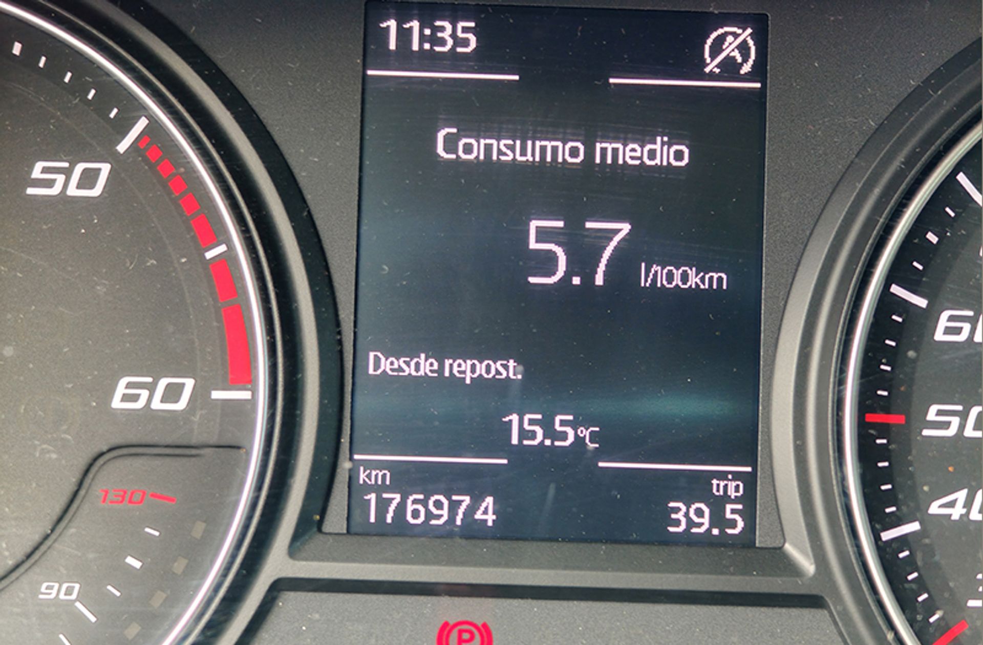 SEAT León 1.6 TDI CR Style DSG - foto 8