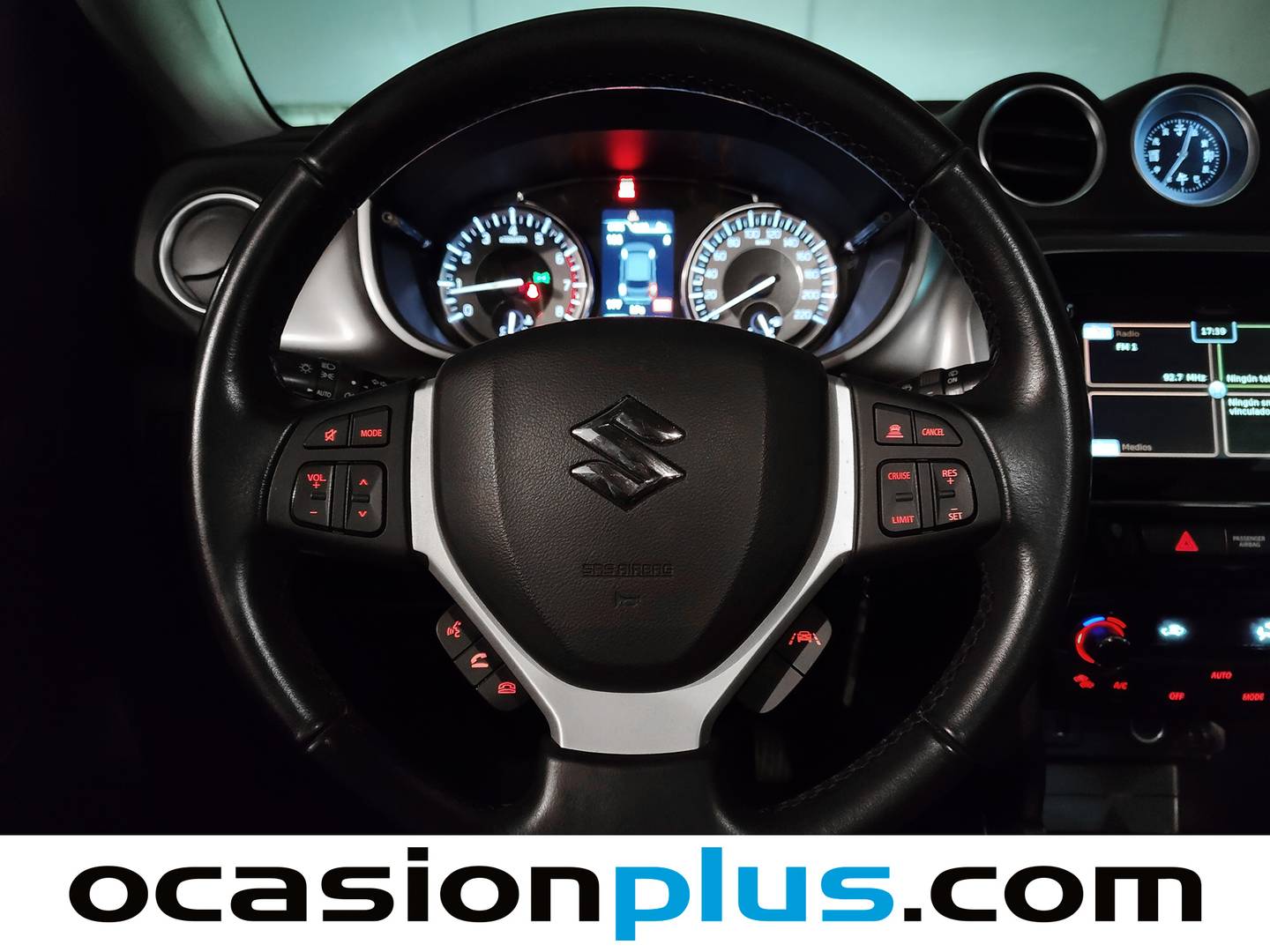 Foto Suzuki Vitara Suzuki Vitara 1.4 T Mild Hybrid GLE 4WD (129 CV)