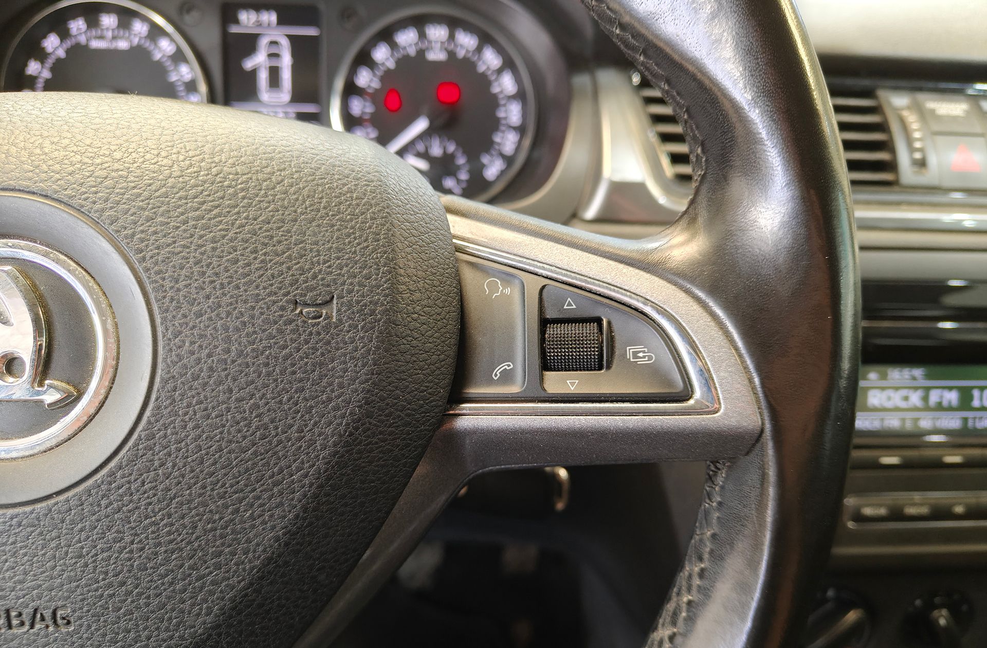 Škoda Spaceback 1.6 TDI CR Ambition - foto 25