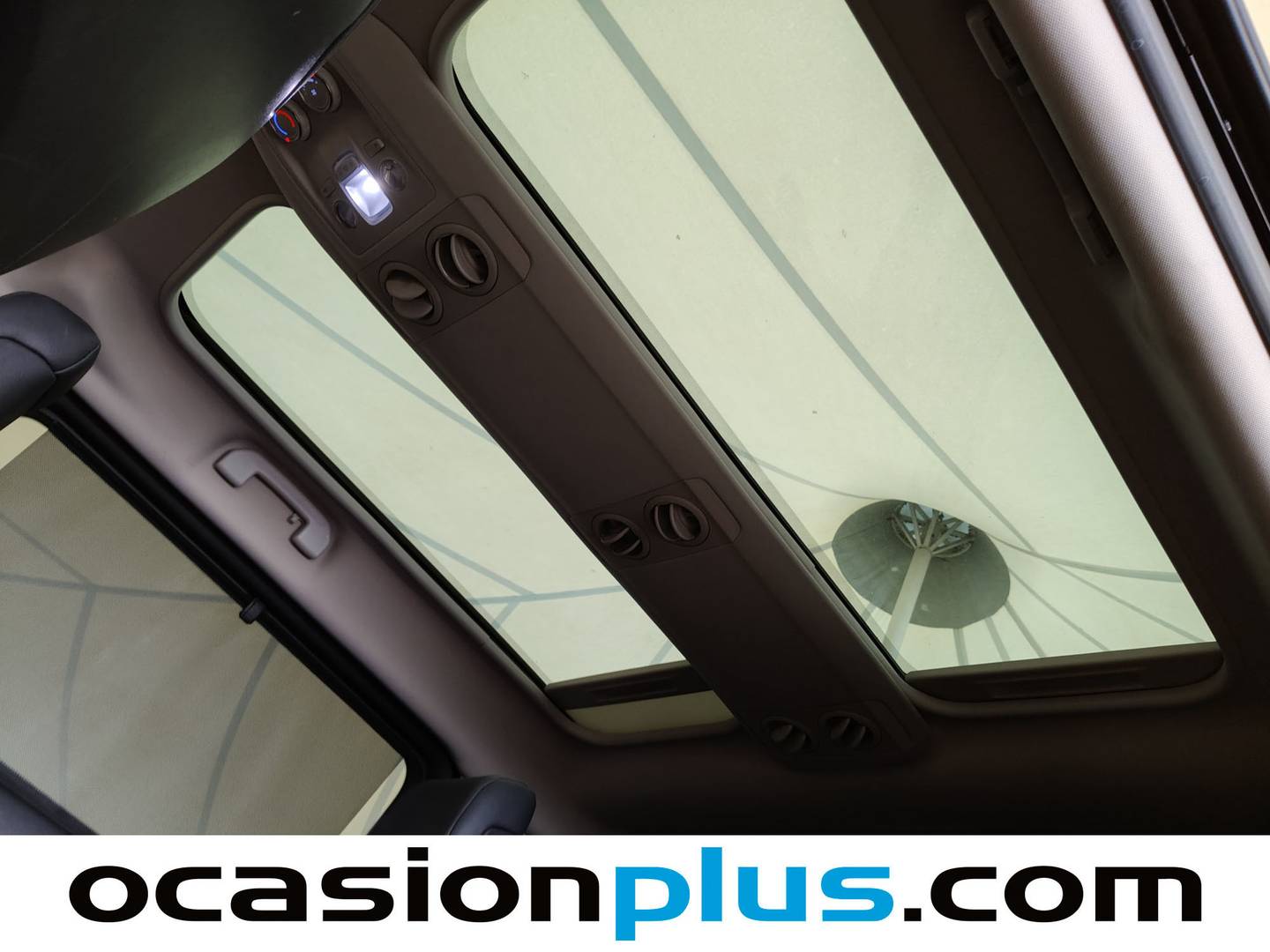 Foto Peugeot Traveller Peugeot Traveller 2.0 BlueHDi Allure Standard (150 CV) 7 Plazas