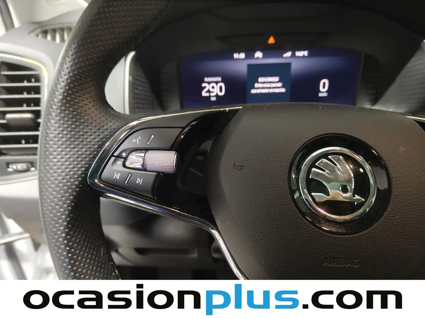 Foto Skoda Karoq Skoda Karoq 1.5 TSI ACT Style (150 CV)