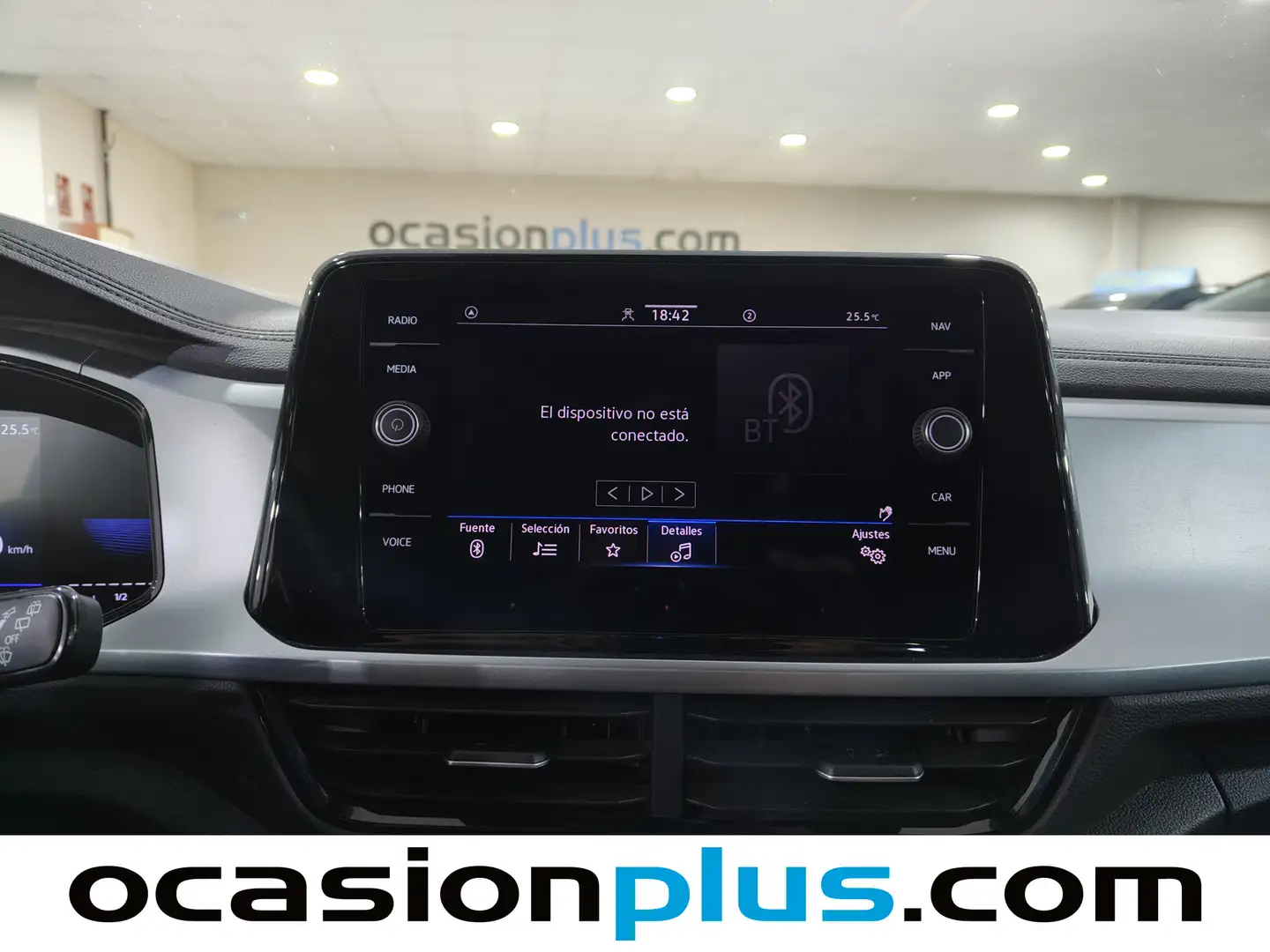 Foto Volkswagen T-Roc Volkswagen T-Roc Life 1.5 TSI  (150 CV)