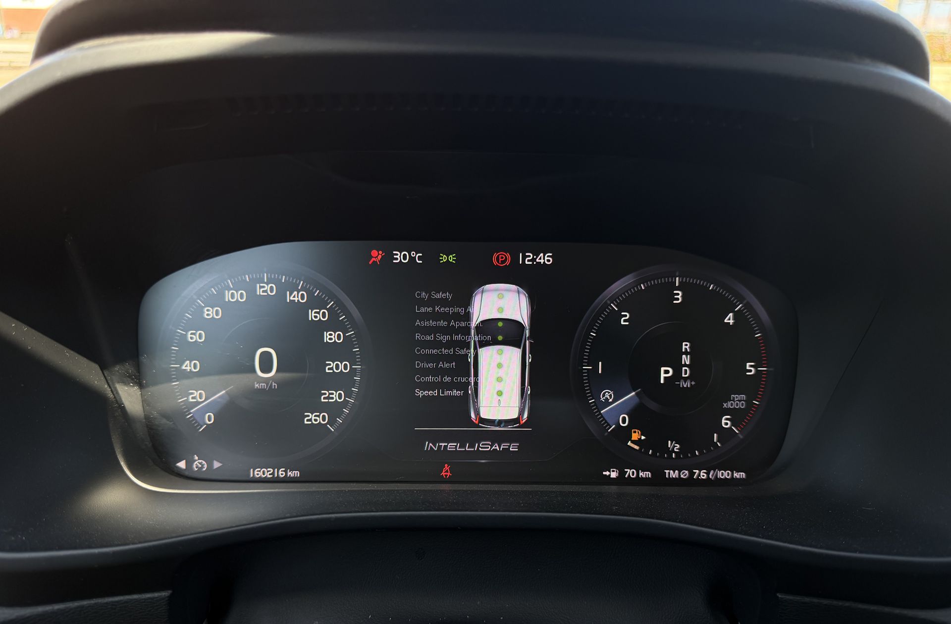 Volvo XC40 D3 Business Plus - foto 21