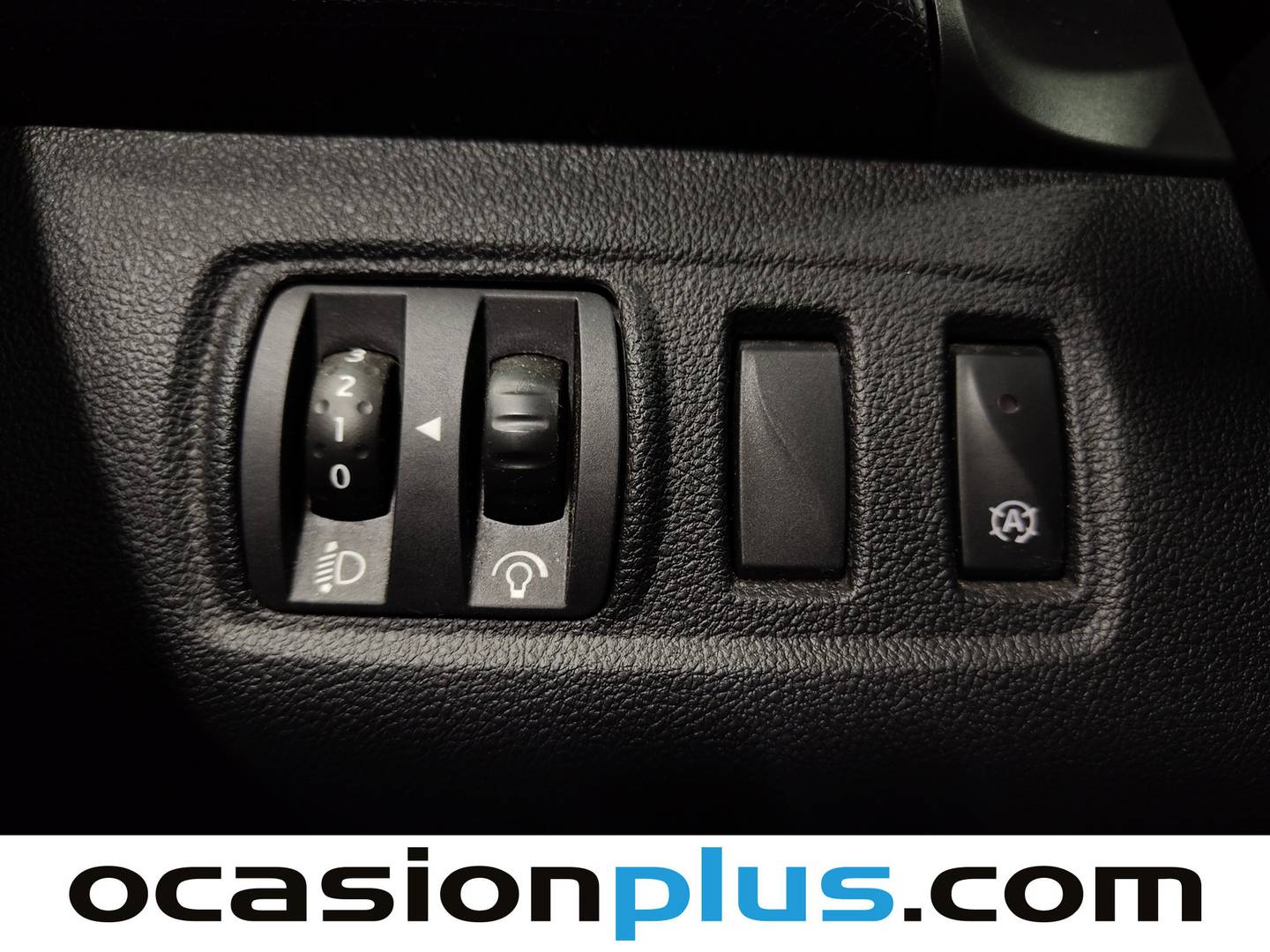 Foto Renault Clio Renault Clio Zen dCi (90 CV) EDC