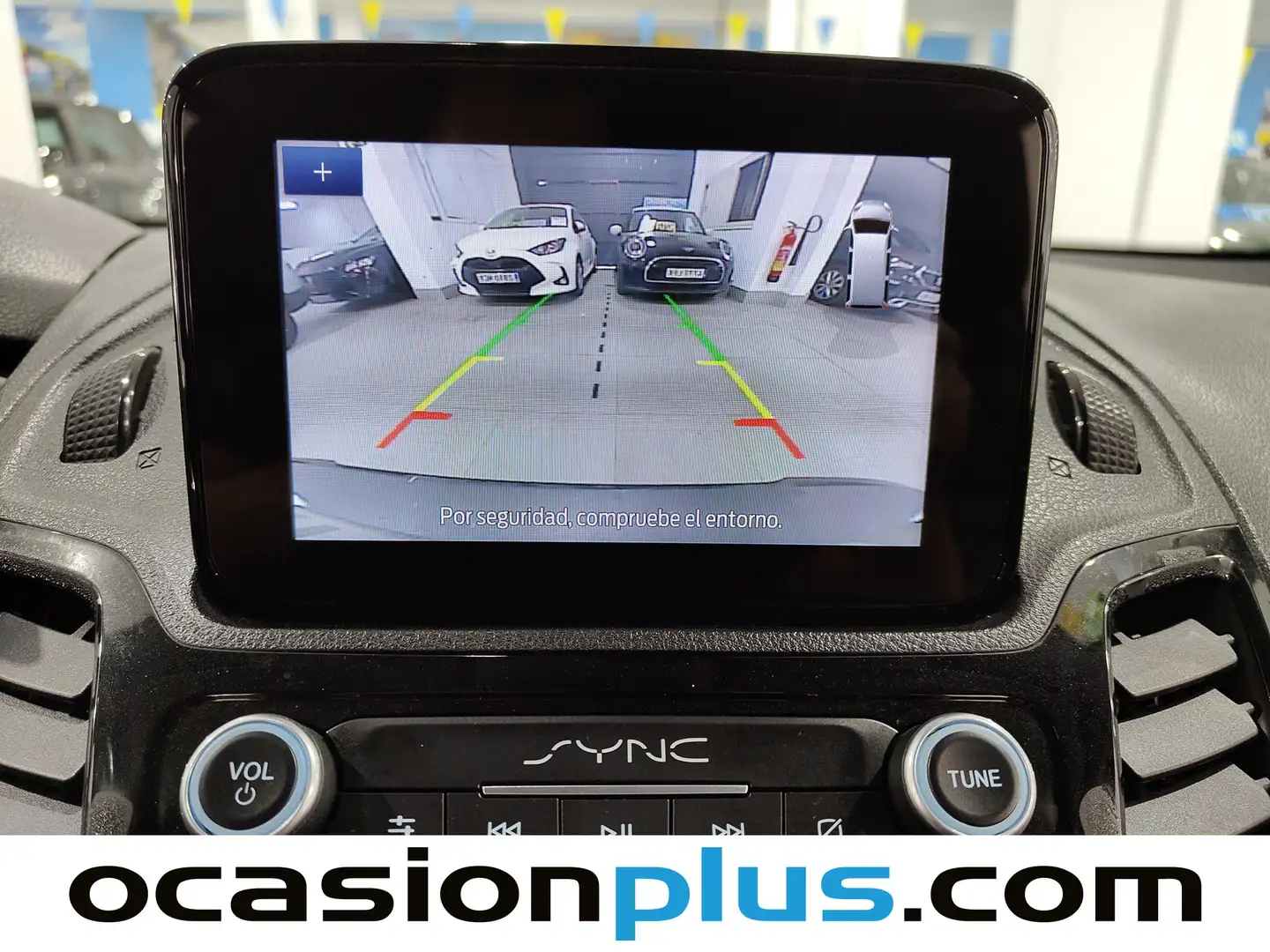 Foto Ford Tourneo Connect Ford Tourneo Connect 1.5 TDCI Titanium (120 CV)