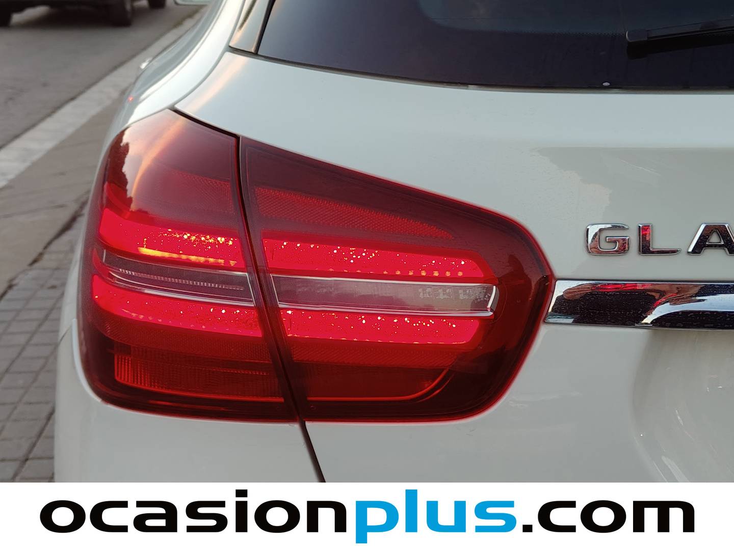 Foto Mercedes GLA Mercedes-Benz GLA GLA 200 d (136 CV)