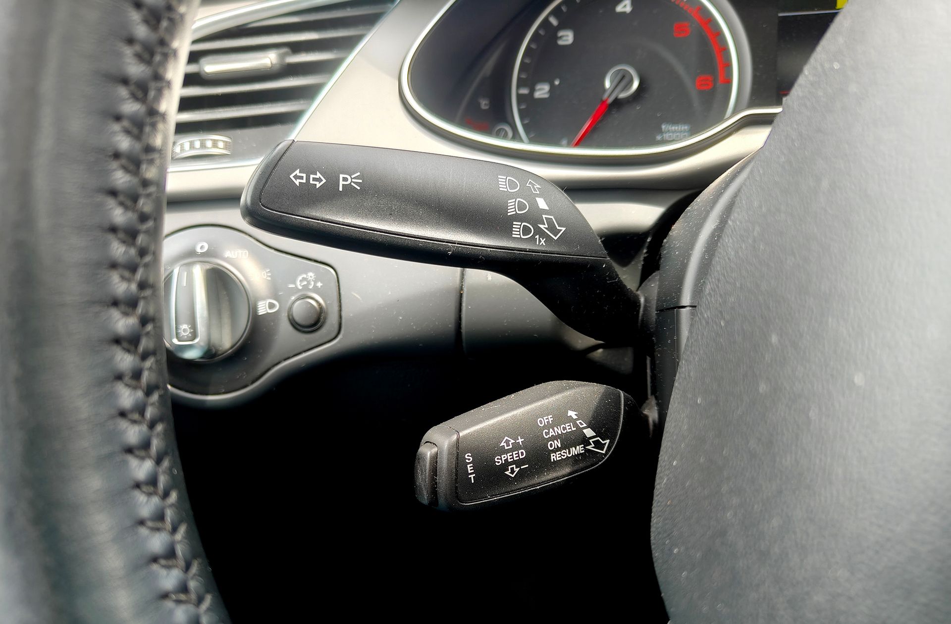Audi A4 Avant S line edition 2.0 TDI multitronic - foto 24