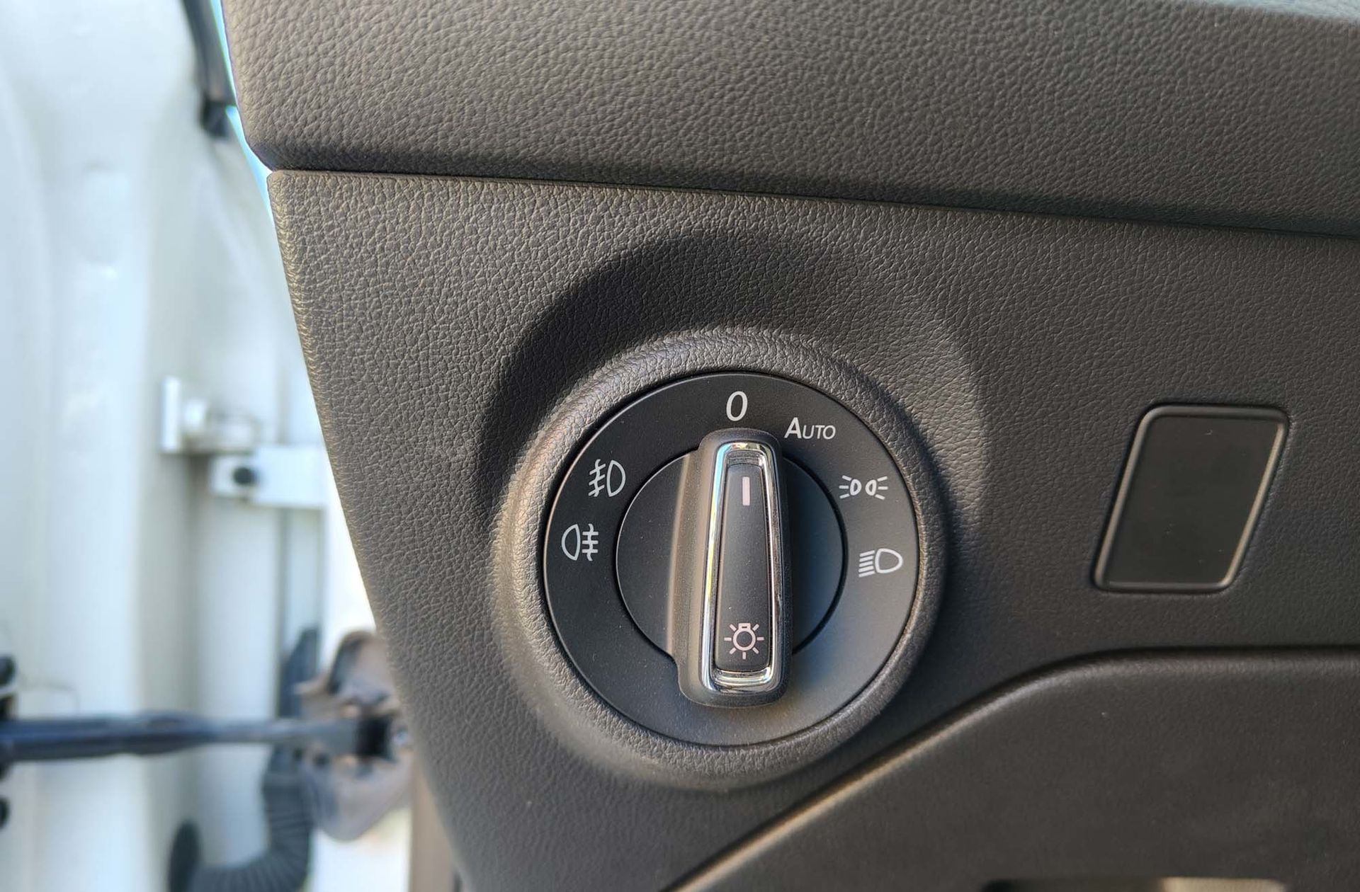 SEAT León ST 2.0 TDI FR - foto 27