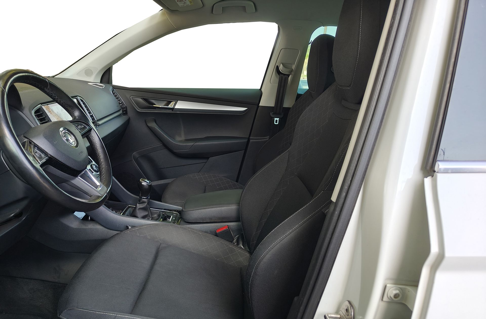 Škoda Karoq 1.6 TDI Ambition - foto 11