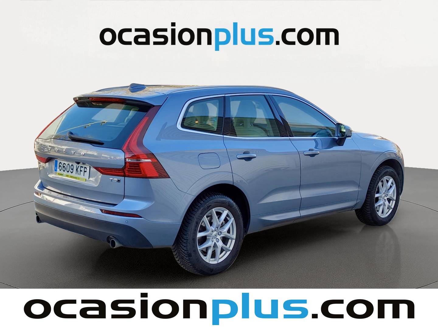 Foto trasera Volvo XC60 Volvo XC60 T5 Momentum AWD Auto (254 CV) derecha