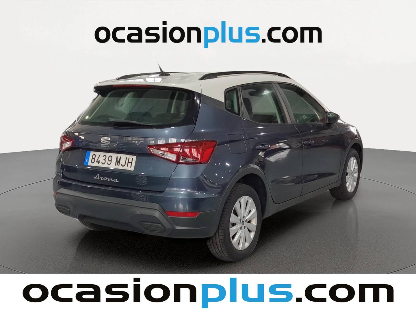 Foto trasera Seat Arona Seat Arona 1.0 TSI Style XL (110 CV) derecha