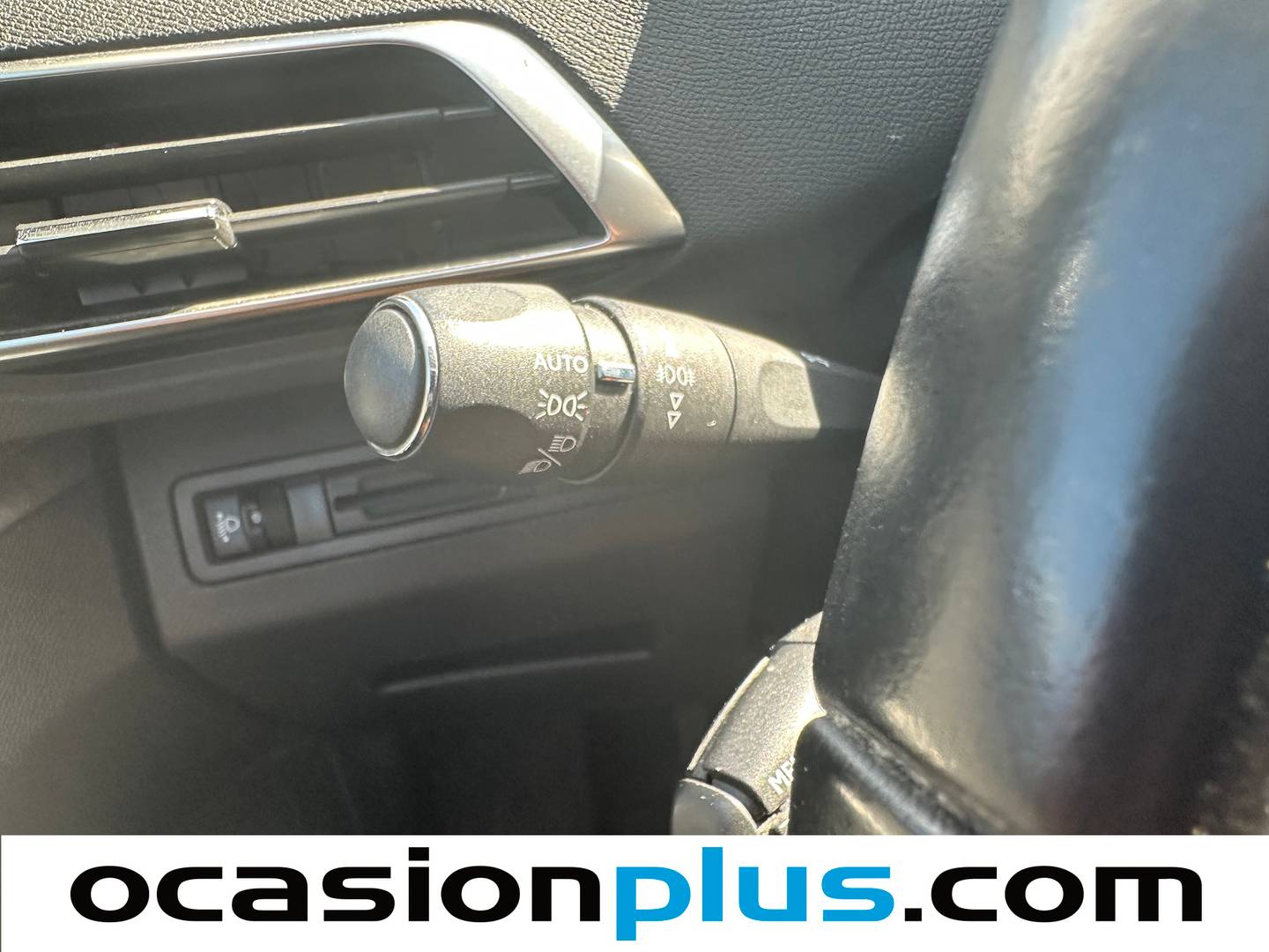 Peugeot 3008 Peugeot 3008 PureTech 130 S&S Allure (130 CV) de segunda mano