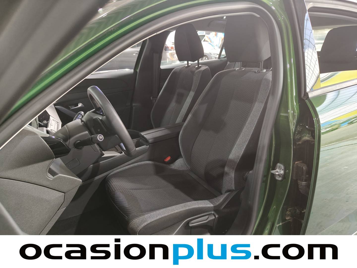 Foto Peugeot 308 Peugeot 308 PureTech 130 S&S Active Pack EAT8 (130 CV)