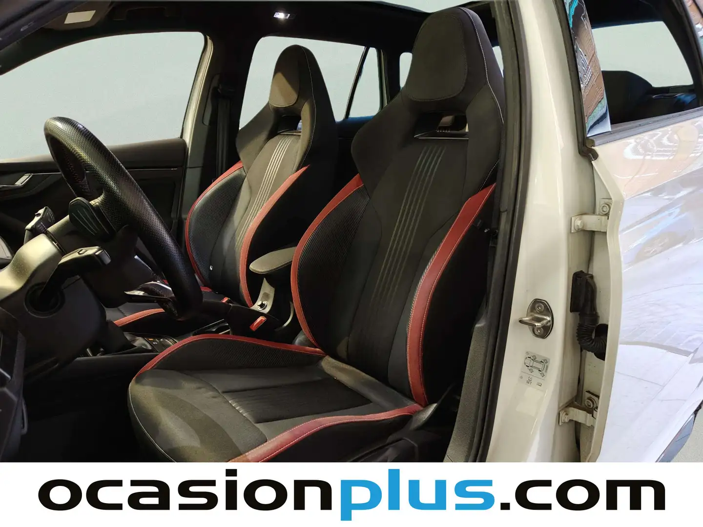 Foto Skoda Kamiq Skoda Kamiq 1.5 TSI Montecarlo DSG (150 CV)