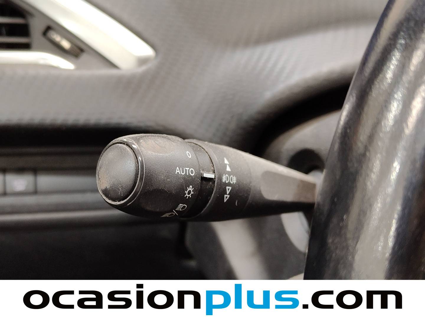 Peugeot 2008 Peugeot 2008 PureTech 110 S&S Allure (110 CV) de segunda mano