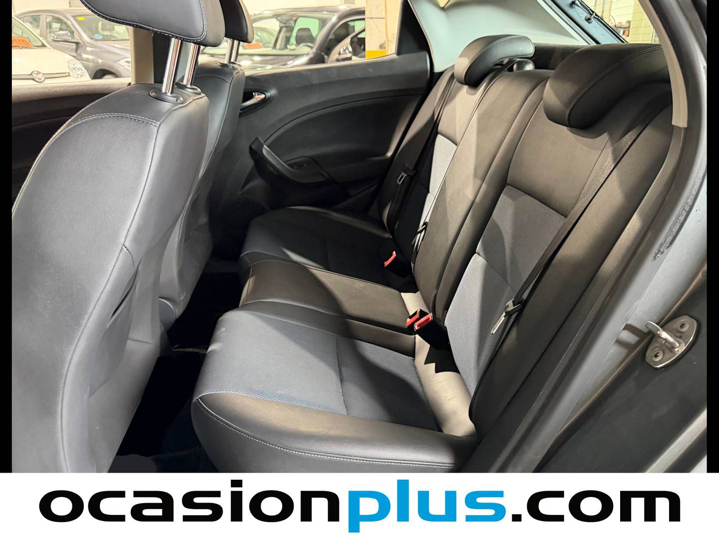 Foto asientos traseros Seat Ibiza Seat Ibiza 1.4 TDI Style Connect Blue (90 CV)