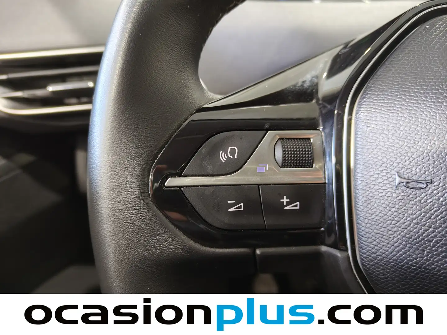 Foto Peugeot 3008 Peugeot 3008 PureTech 130 Allure (130 CV)