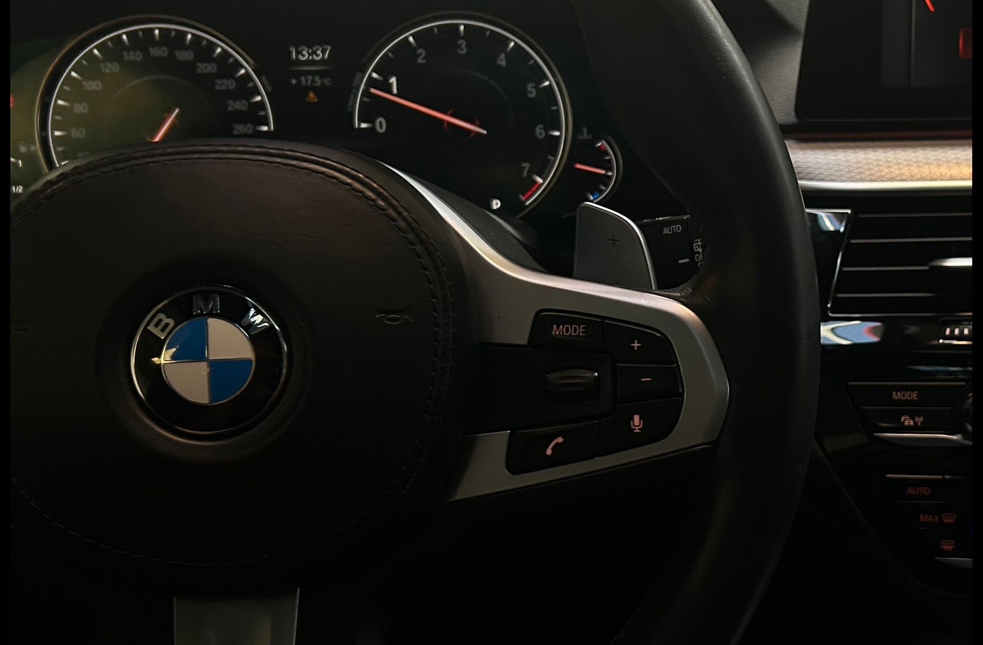 BMW Serie 5 520i Touring Pack M - foto 26