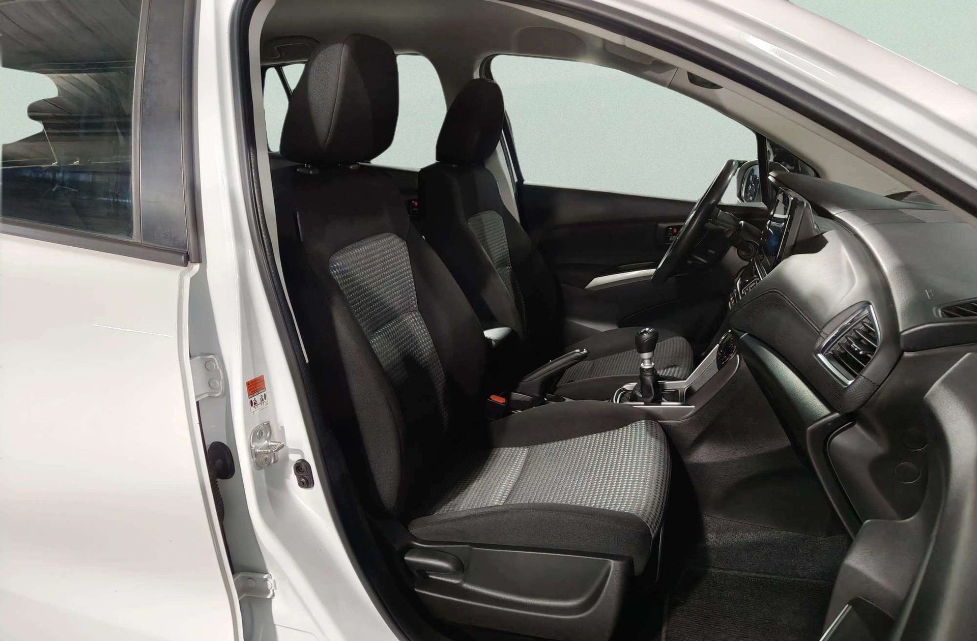 Suzuki S-Cross 1.4T Mild Hybrid S1 - foto 14