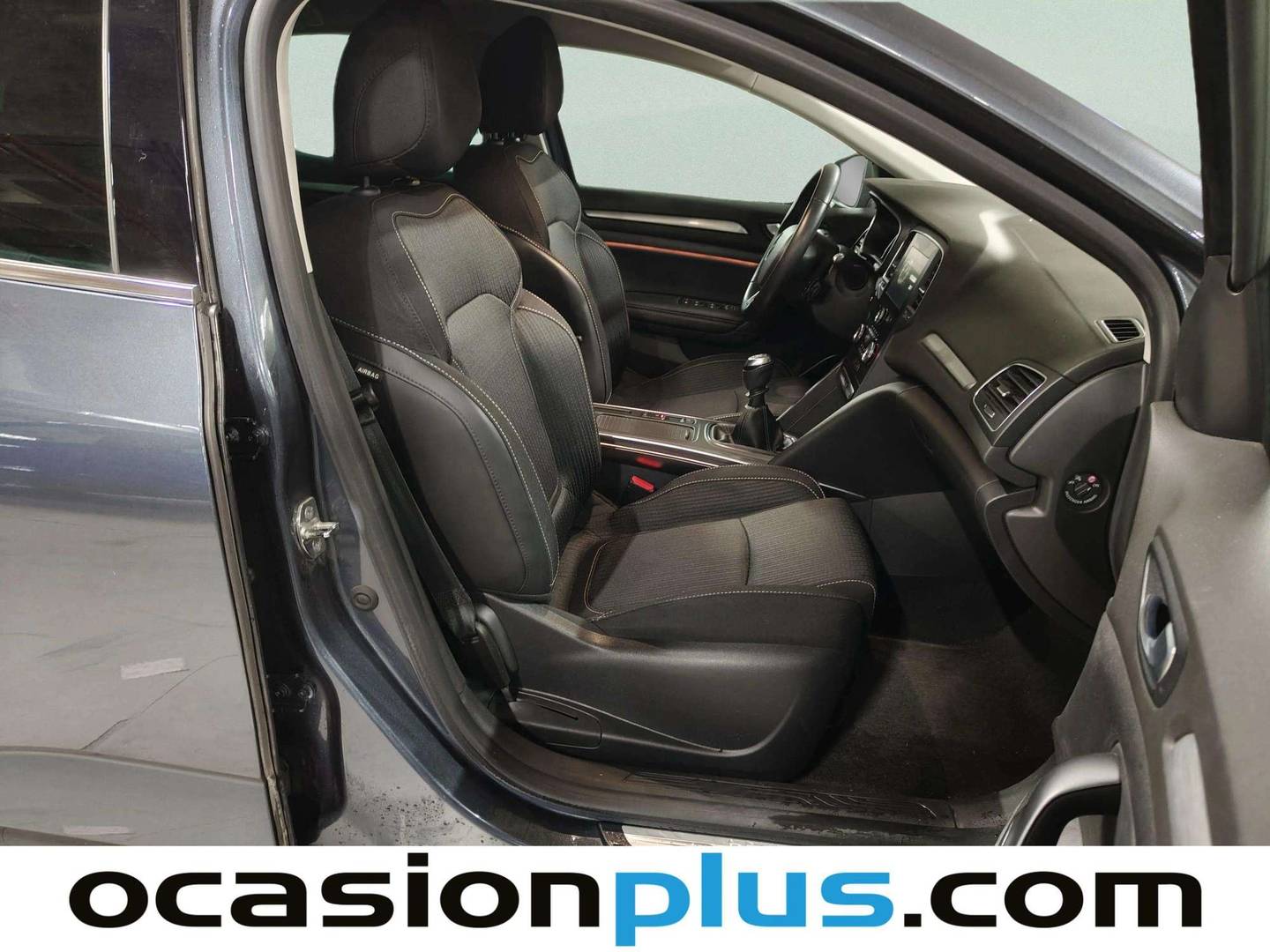 Renault Mégane Renault Megane Zen TCe (140 CV) GPF km 0