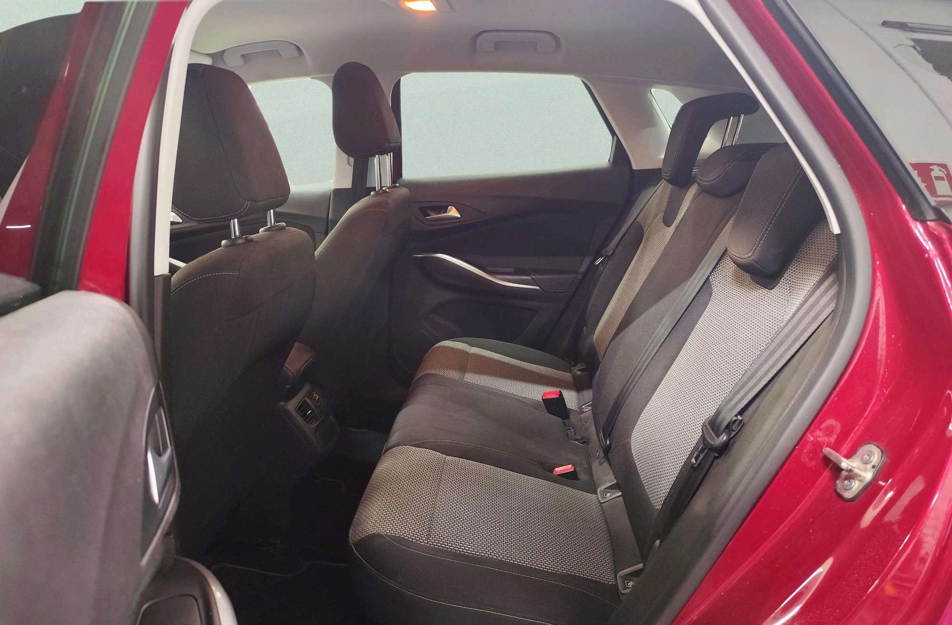 Opel Grandland 1.2 Turbo Selective - foto 10