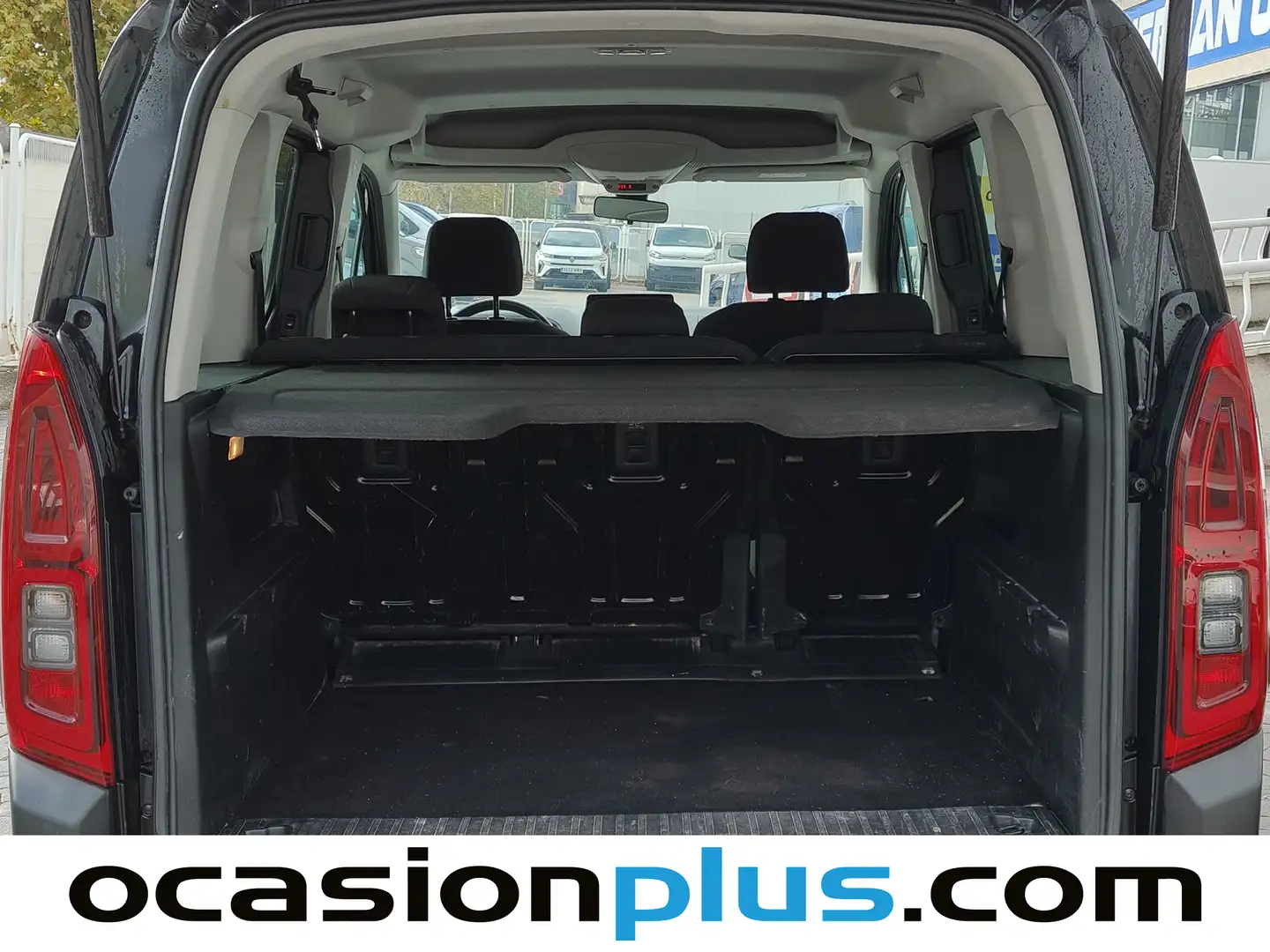 Foto Citroën Berlingo Citroen Berlingo BlueHDi 100 S&S Talla M 100 Años (102 CV)