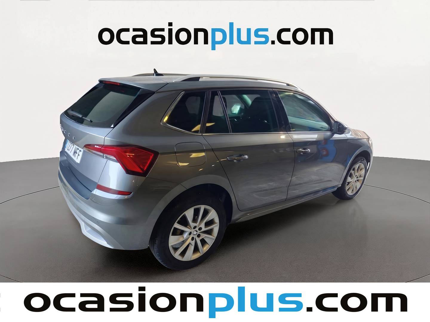 Foto trasera Skoda Kamiq Skoda Kamiq 1.5 TSI Style DSG (150 CV) izquierda