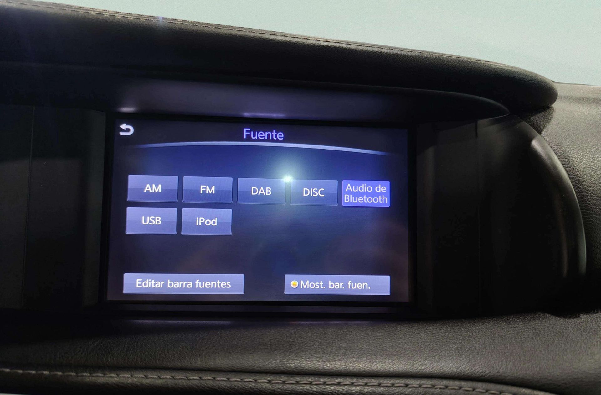 Infiniti QX30 2.2D Premium AWD 7DCT - foto 29
