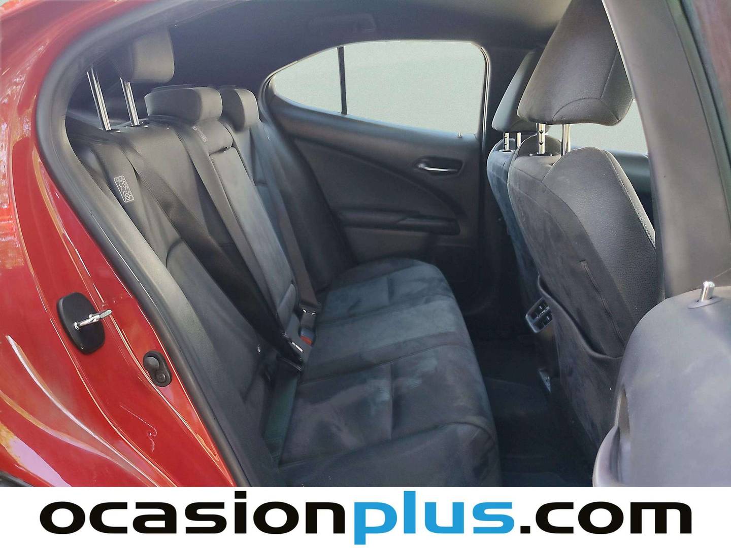Lexus UX Lexus UX 300e Business (204 CV) km 0