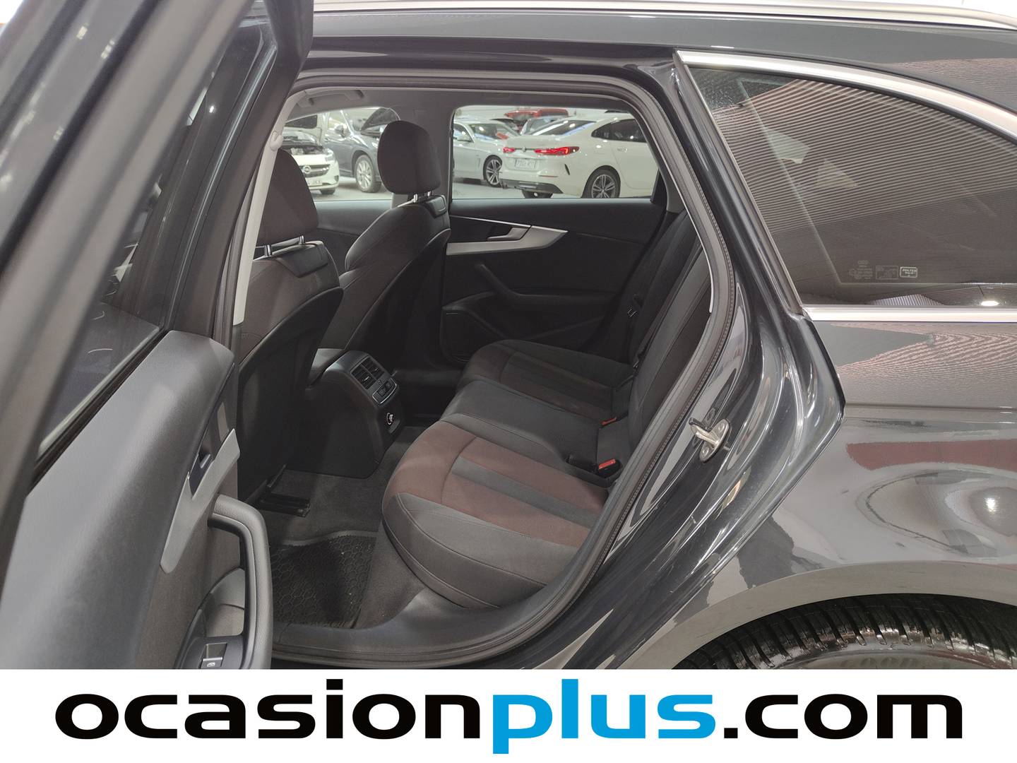 Foto Audi A4 Audi A4 Avant 40 g-tron S line edition S tronic  (170 CV)