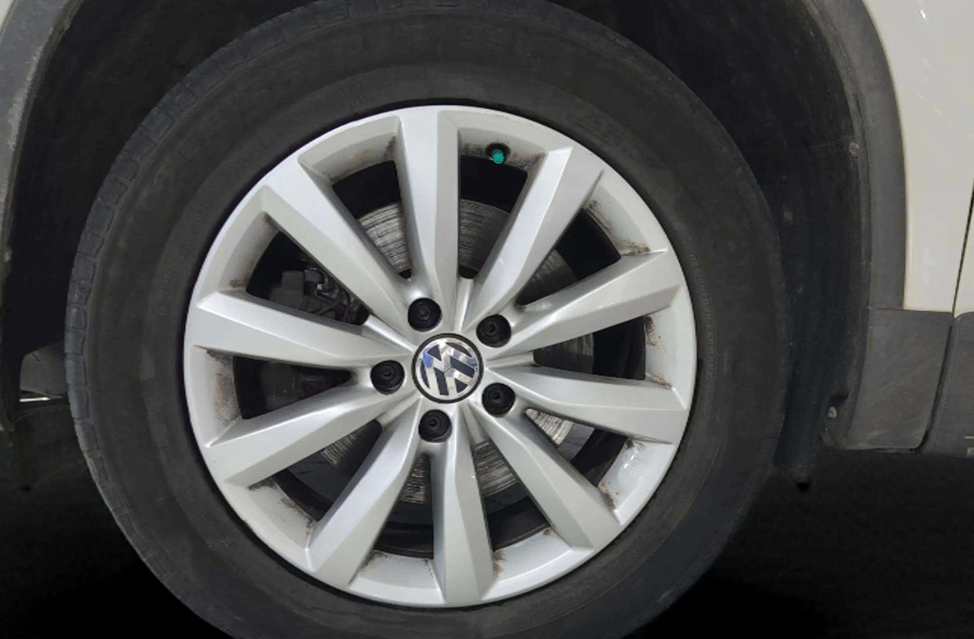 Volkswagen Tiguan T1 2.0 TDI 4x2 - foto 33