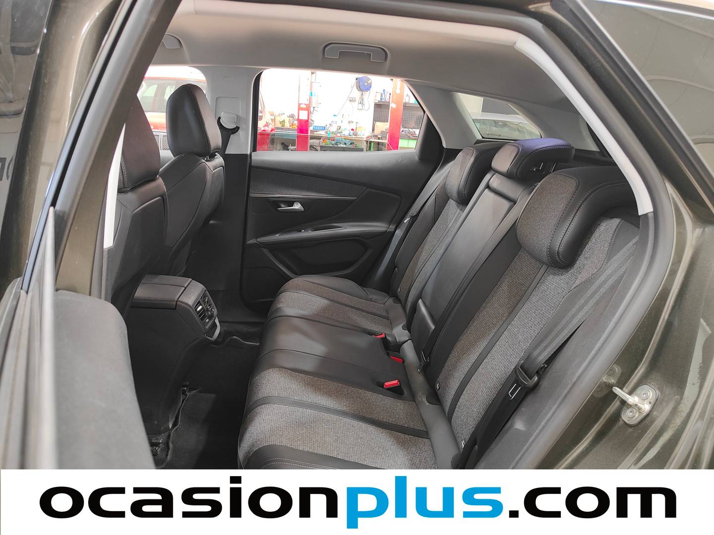 Foto asientos traseros Peugeot 3008 Peugeot 3008 BlueHDI 130 S&S Allure (130 CV)
