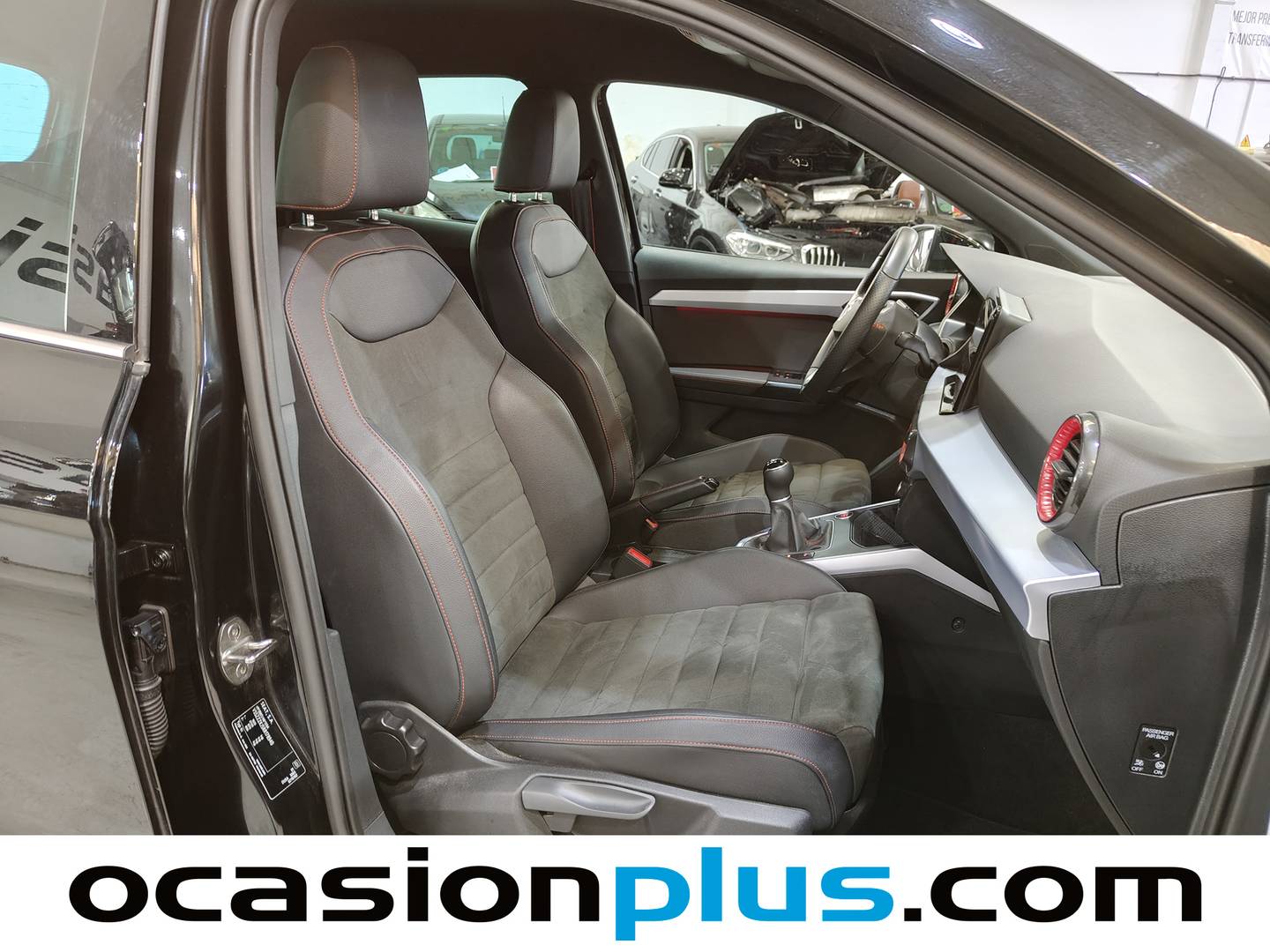 Foto Seat Arona SEAT Arona 1.0 TSI S&S FR XL (115 CV)