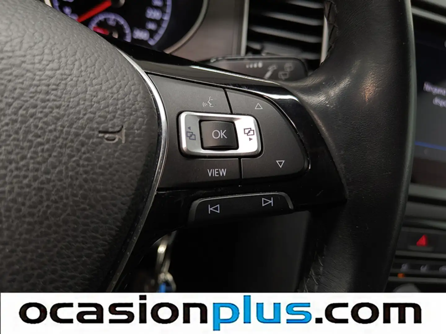 Foto Volkswagen Golf Sportsvan Volkswagen Golf Sportsvan 1.0 TSI Advance (115 CV)