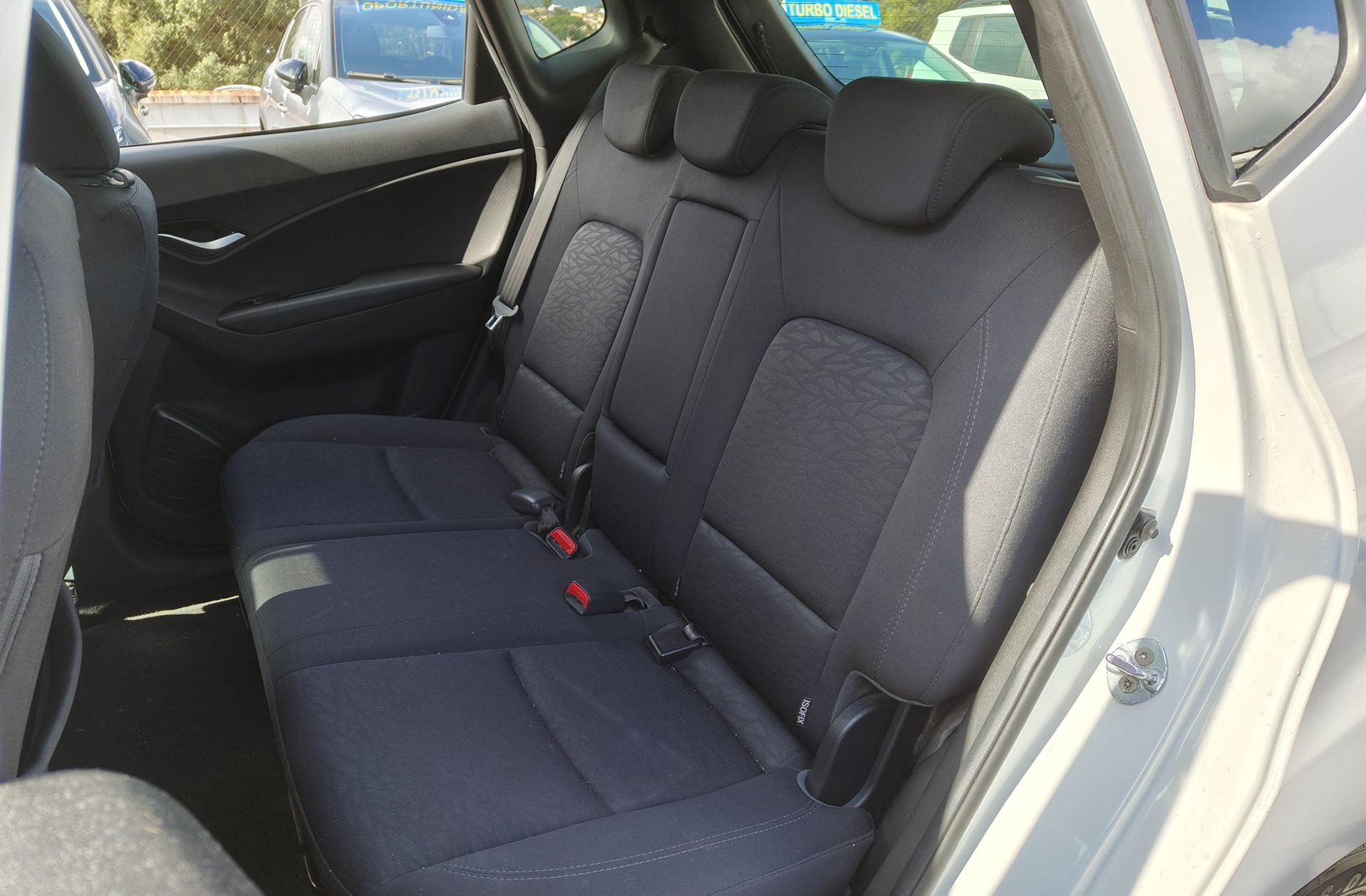Hyundai ix20 1.6 CRDi Bluedrive Tecno - foto 11