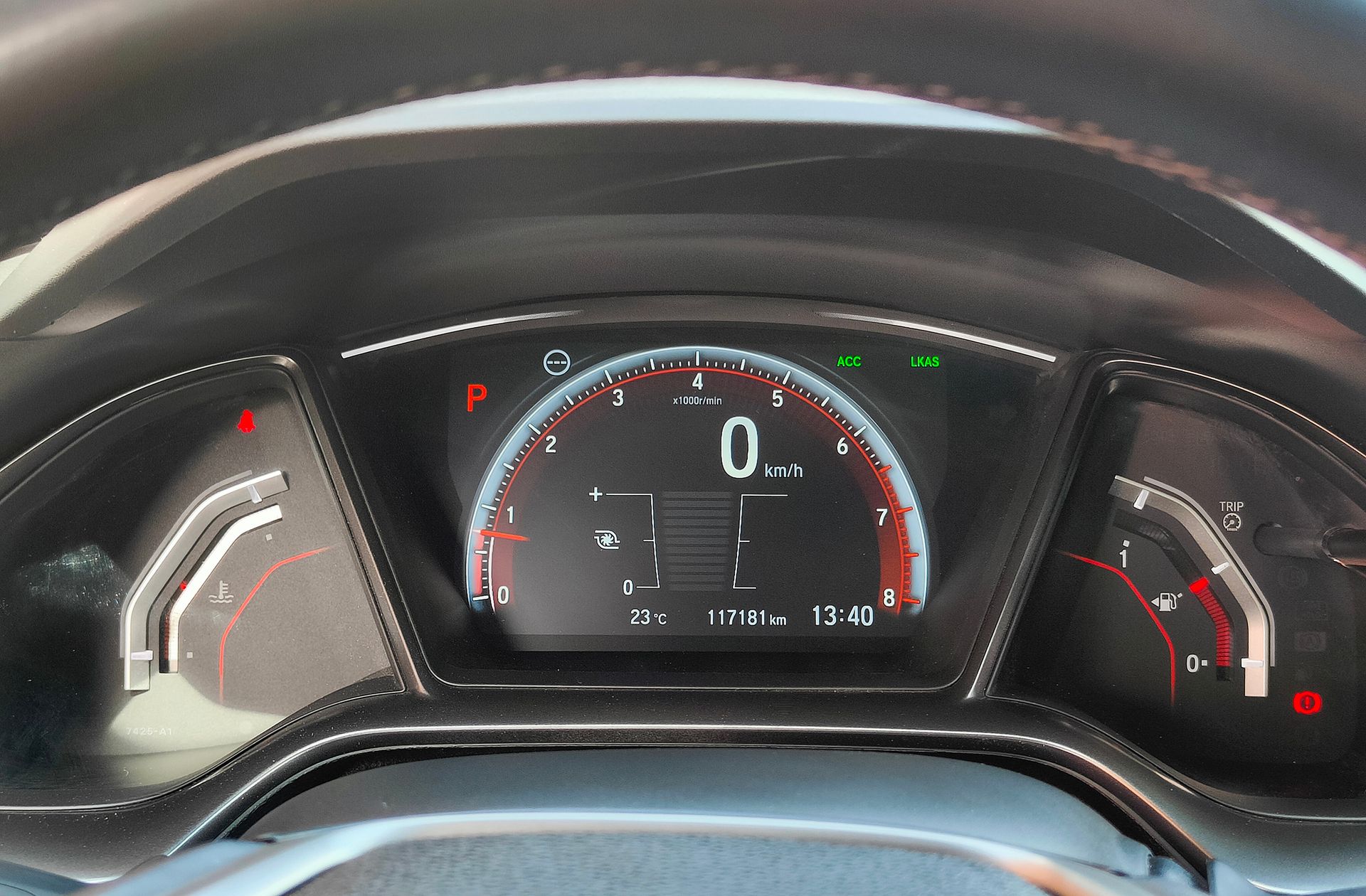Honda Civic 1.5 I-VTEC Turbo Sport CVT - foto 30