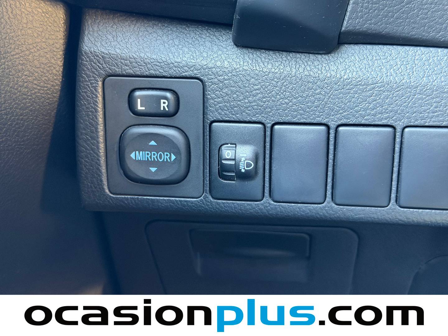 Foto Toyota Auris Toyota Auris 1.8 Hybrid Active (136 CV)