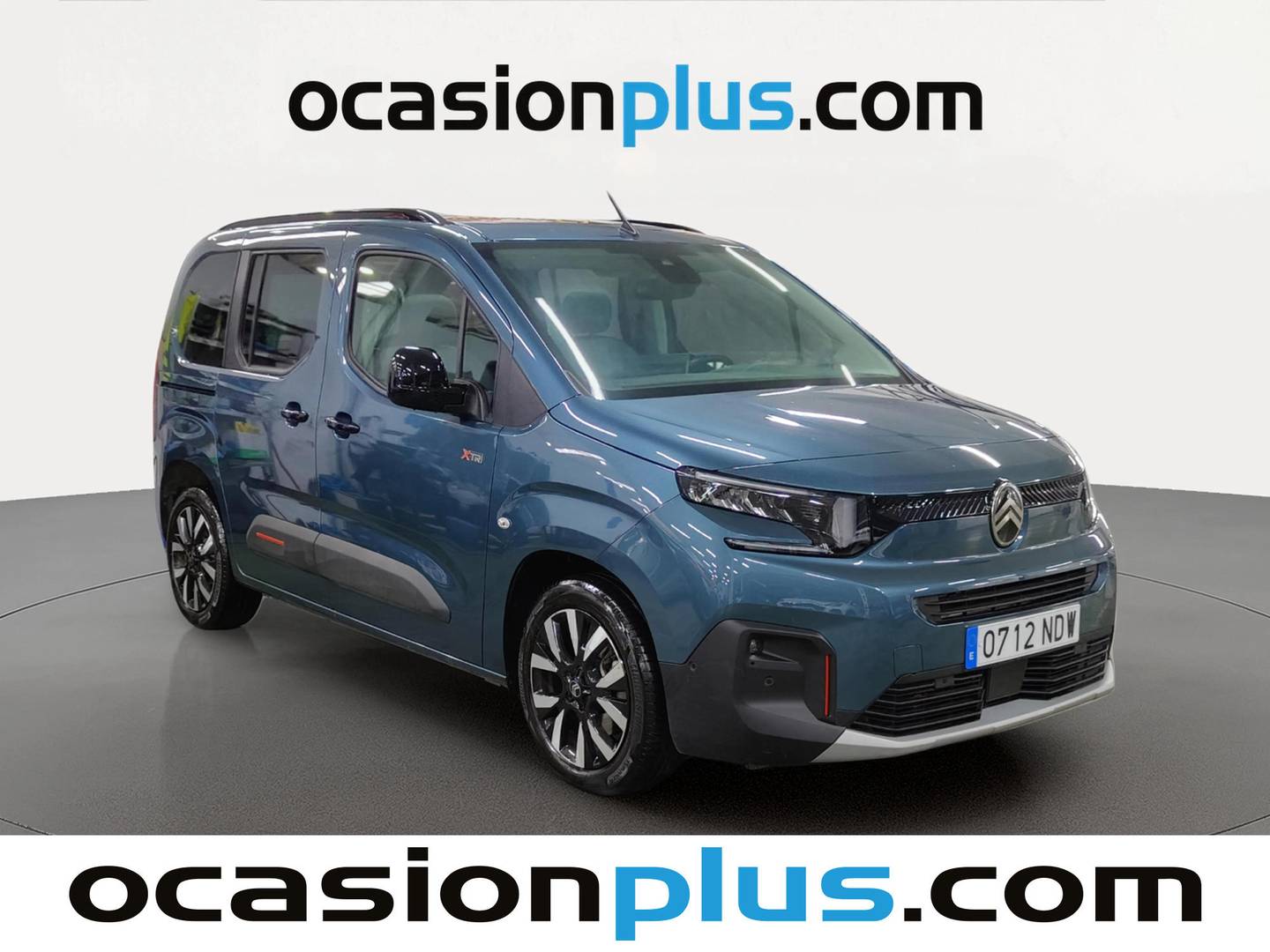Foto delantera Citroën Berlingo Citroën Berlingo BlueHDi 130 S&S Talla M Max Auto (130 CV) derecha