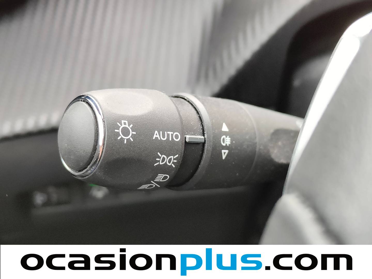 Accesorios del Peugeot 2008 Peugeot 2008 PureTech 130 S&S Allure EAT8 (130 CV)