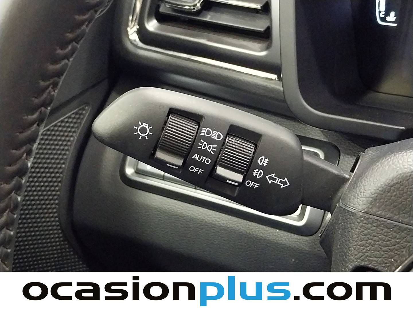 SsangYong Tivoli Ssangyong Tivoli G15T Limited Auto (163 CV) seminuevo